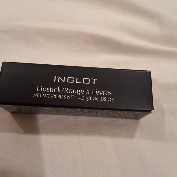 NWT Inglot Matte Lipstick 426 - SHADE OF PURPLE,BURGUNDY - Picture 5 of 6